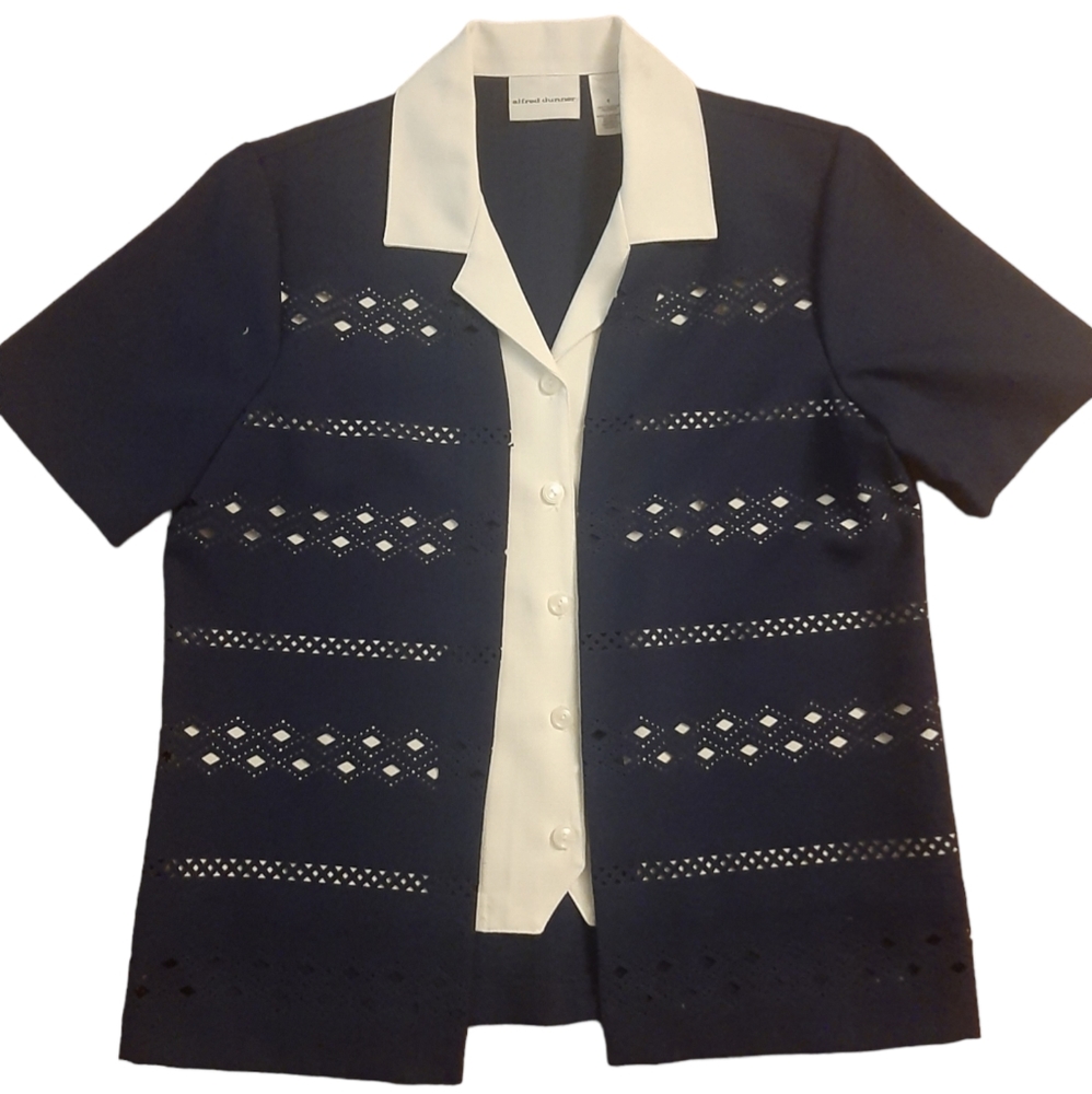 Alfred Dunner Blue and White Button Up Shirt Size 8